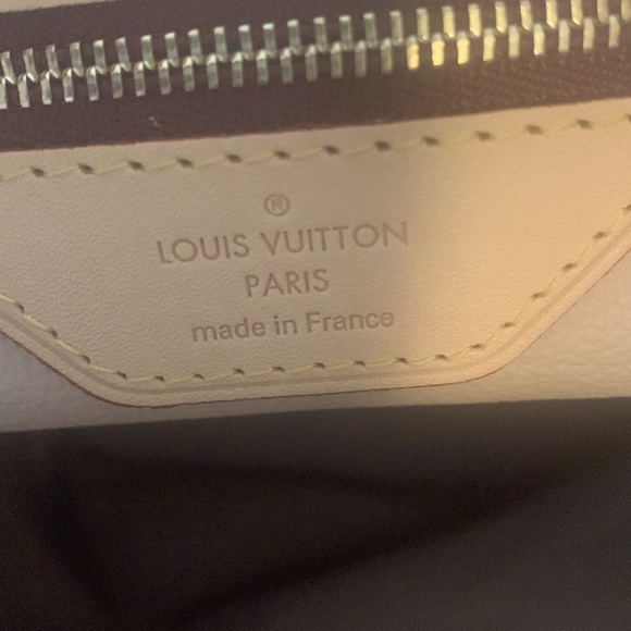 Louis Vuitton Bucket GM (pouch Not included) - Picture 2 of 9